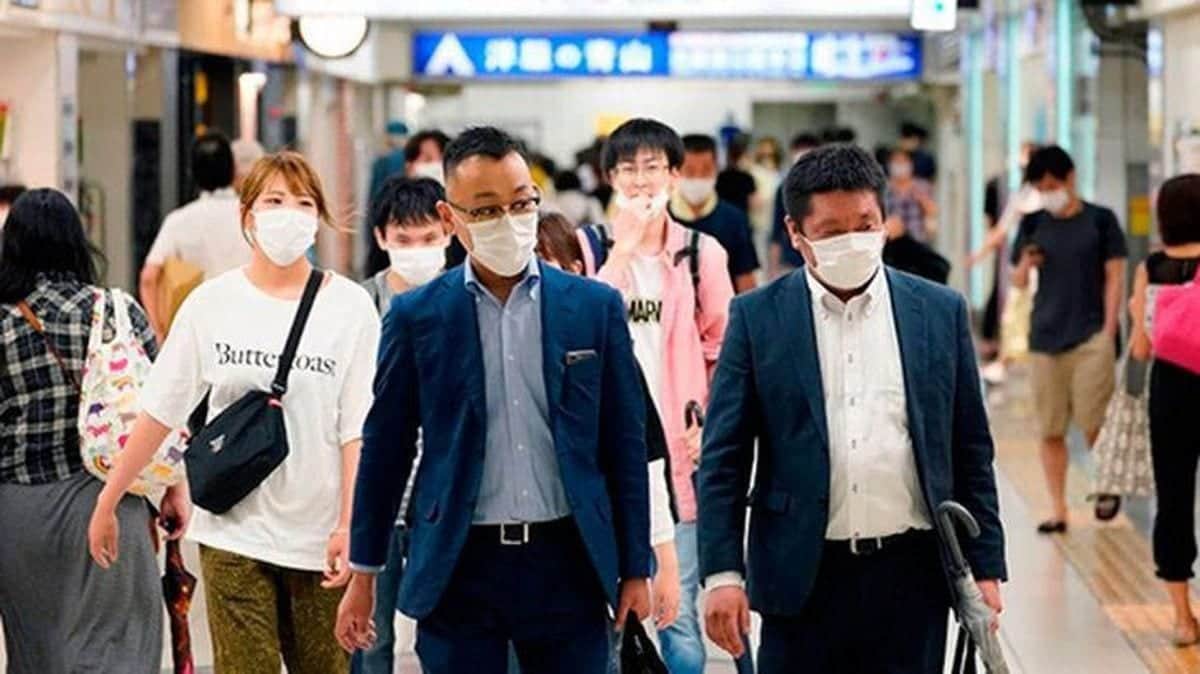 Científicos confirman primer caso de reinfección a Covid-19 en el mundo