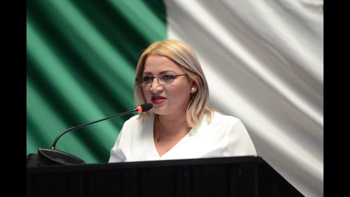 Erika Castillo contagiada por COVID-19