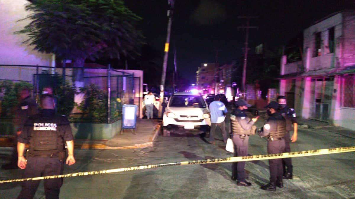 Segundo baleado del día en asalto en Cancún