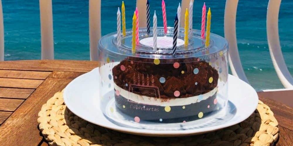 ¿Te da miedo soplarle a las velitas? Crean cubrepasteles, lo nuevo para cuidarte del Covid-19