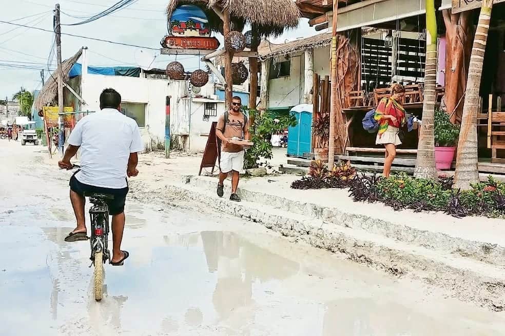 Piden atender deterioro e inundaciones en Holbox, producto de depredación inmobiliaria