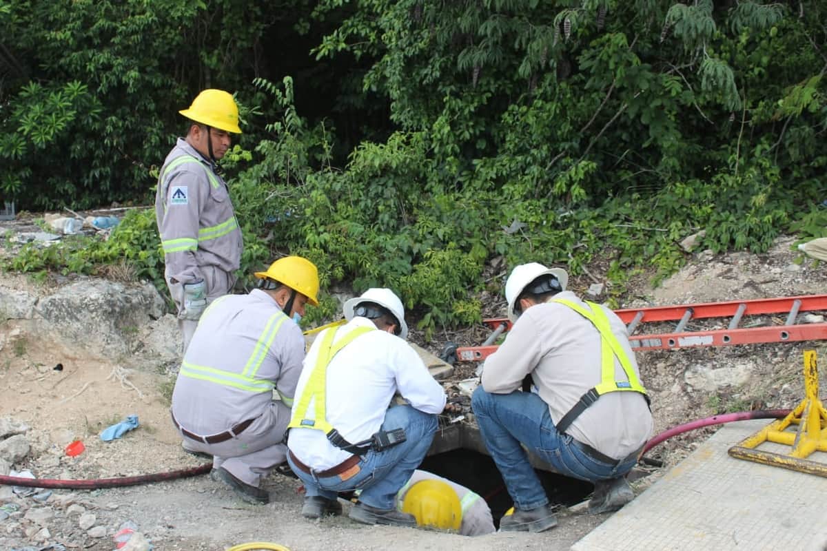 Incompetencia de CFE deja sin luz a gran parte de Playa del Carmen