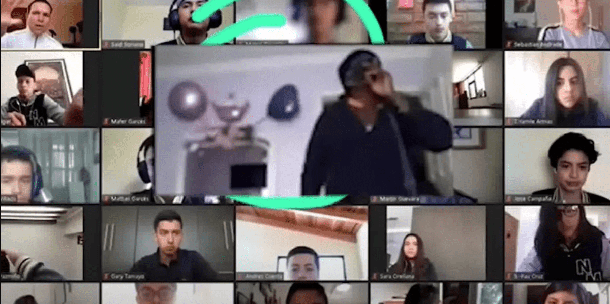 Video: Captan asalto a estudiante en plena clase virtual por Zoom