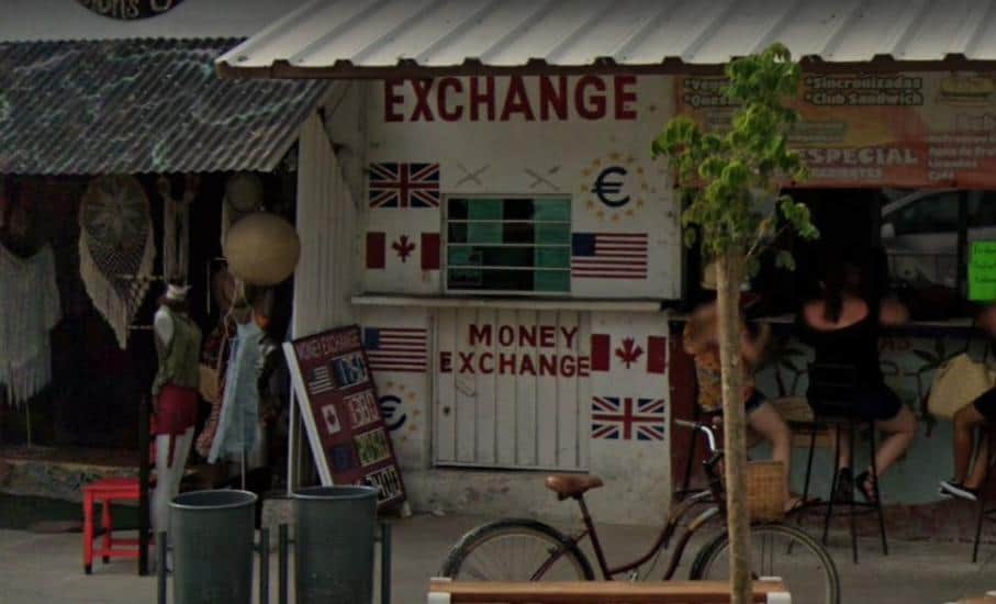 Ladrón hace bomba casera para meterse a robar casa de cambio en Tulum