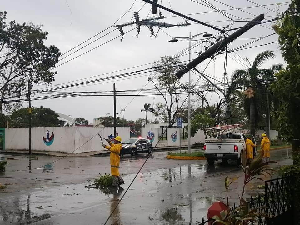 ¿Cuándo vuelve la electricidad a sectores afectados por 'Zeta'? CFE Inicia labores