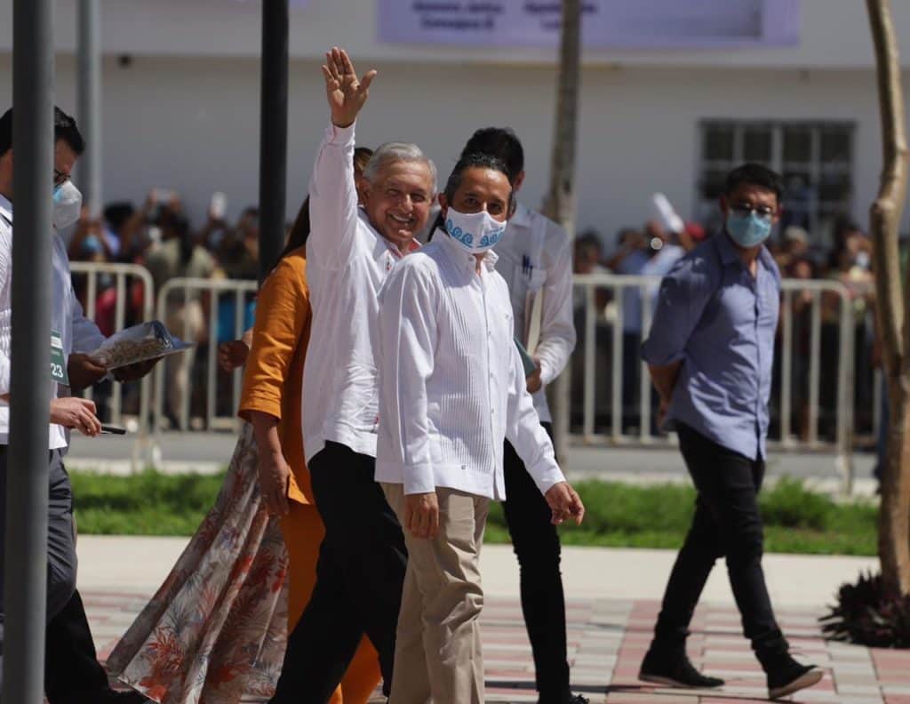 Detalla Carlos Joaquín proyecto del Tren Maya en Quintana Roo