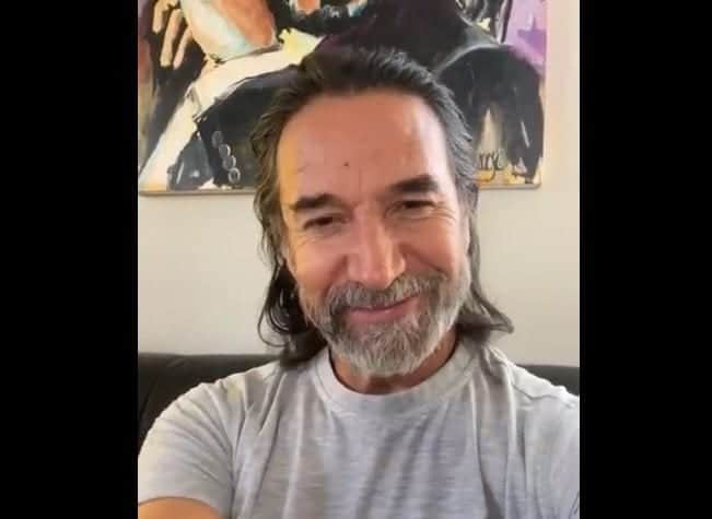 Marco Antonio Solís hace referencia a las historias en redes sociales y se vuelve viral