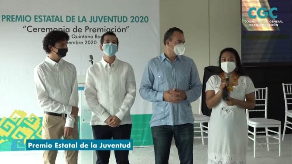 Entregan “Premio Estatal de la Juventud”