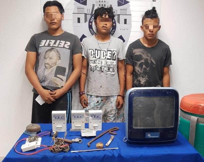 Atrapan a ladrones dentro de jardín de niños en Cancún; dos de ellos son menores de edad