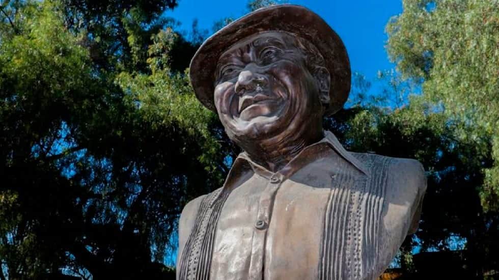 Mérida tendrá una calle llamada "Armando Manzanero Canché"