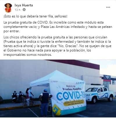 ¡Ingenio! Vecinos ponen arbolitos en baches de Chetumal como forma de protesta