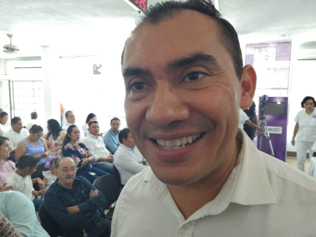 Renuncia Rogelio Cáceres al partido Confianza por Quintana Roo