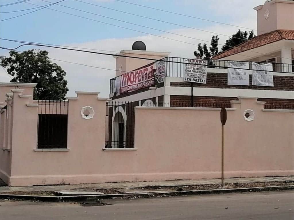 Amenazan morenistas quintanarroenses con cerrar avenidas en Ciudad de México