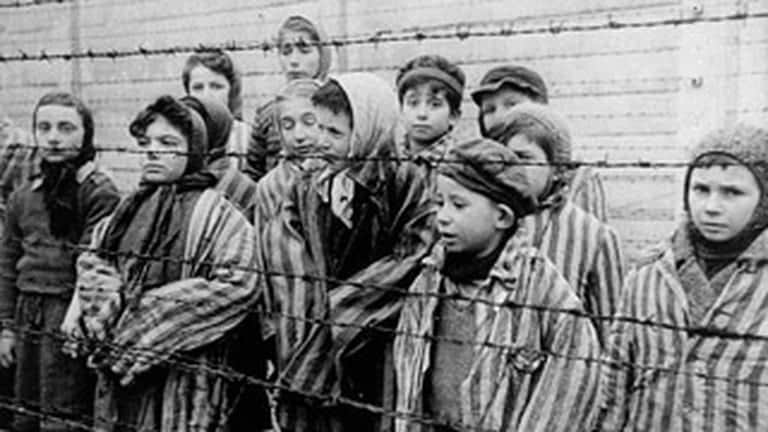 Día Internacional de las Víctimas del Holocausto, en recuerdo de más de 6 millones de asesinados