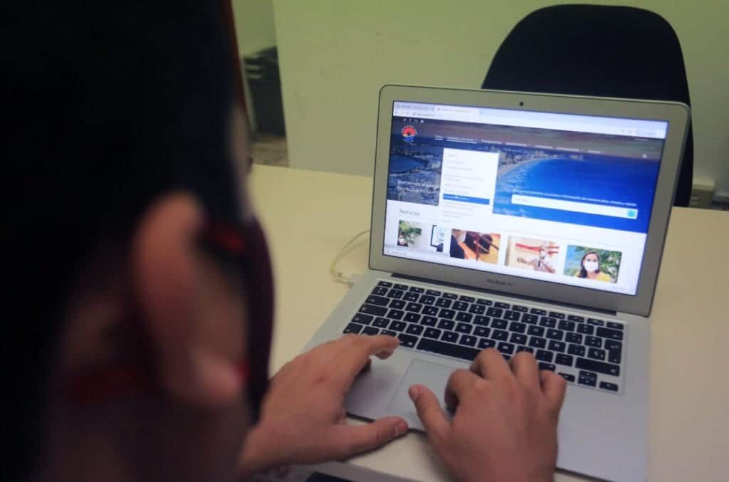 Encuentra oportunidades laborales en Cancún con ayuda de Empléate Web