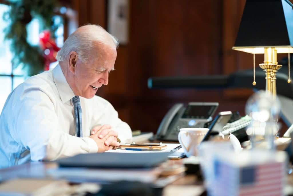Biden le exige a Trump que hable a la nación para controlar a los manifestantes