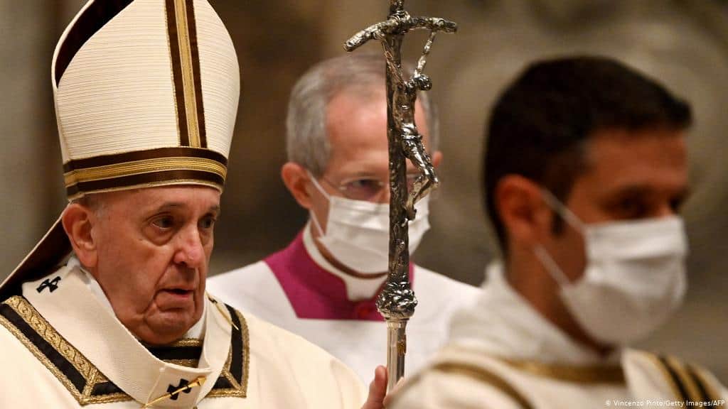 El Vaticano podría despedir a quien rechace vacuna contra el COVID-19