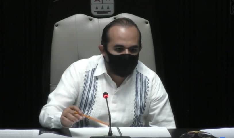 El diputado José Luis Guillén López, denuncia el hackeo de su equipo celular y amenazas