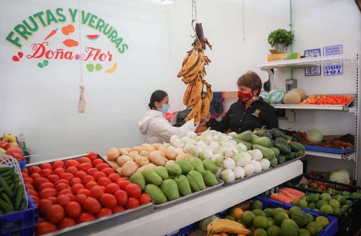 Gobierno de Solidaridad, ejemplo nacional por obras con certeza legal