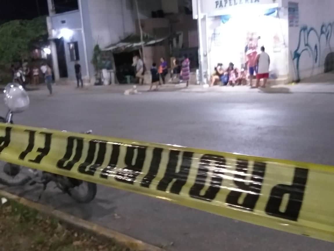 Vecinos de Cancún impiden rescate de menor