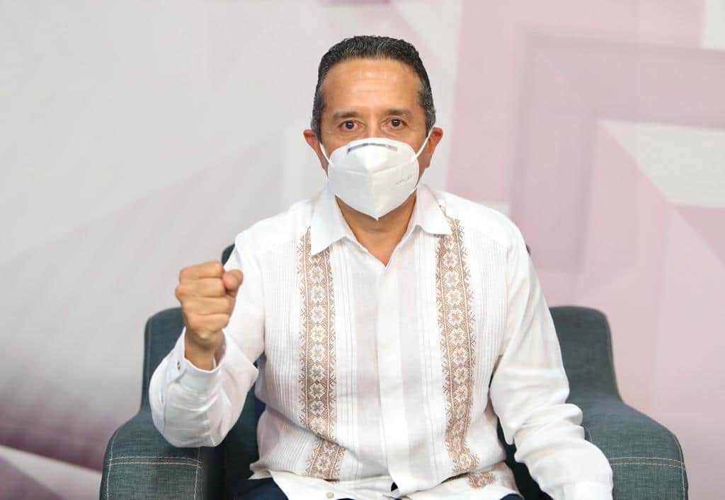 Tenemos ya una población vacunada, pero no debemos bajar la guardia: Carlos Joaquín