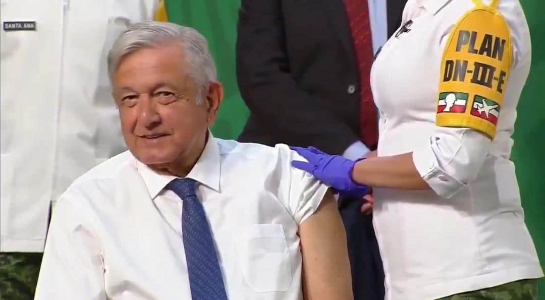 Video: Recibe AMLO la primera dosis de AstraZeneca contra el Covid-19