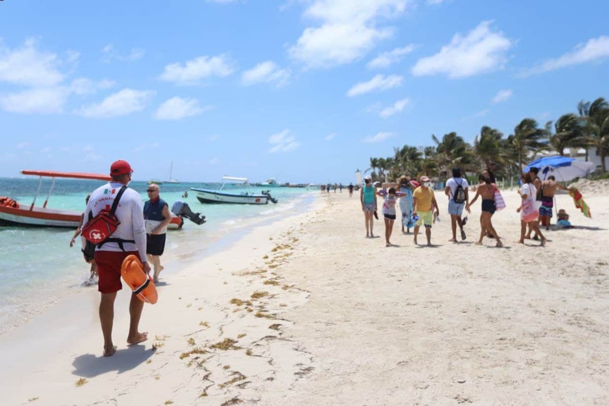 Piden en Puerto Morelos tomar medidas preventivas ante el aumento de la temperatura