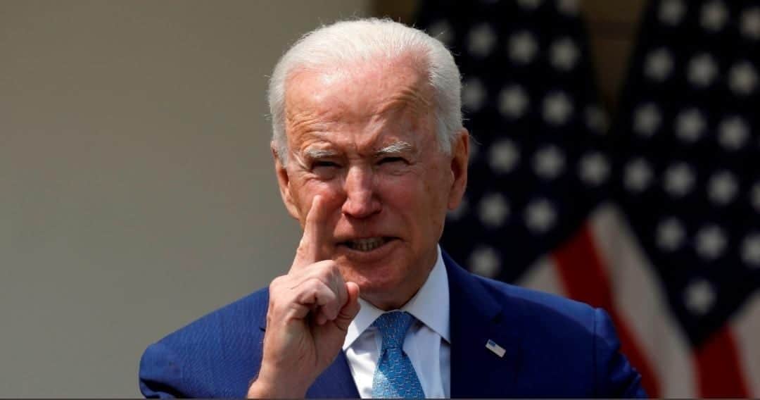 Anuncia Biden medidas para controlar la "epidemia de violencia por armas"