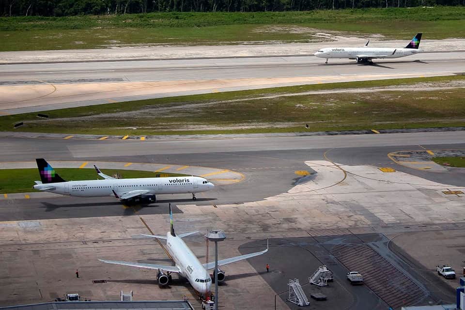 Programa aeropuerto de Cancún 424 operaciones este miércoles