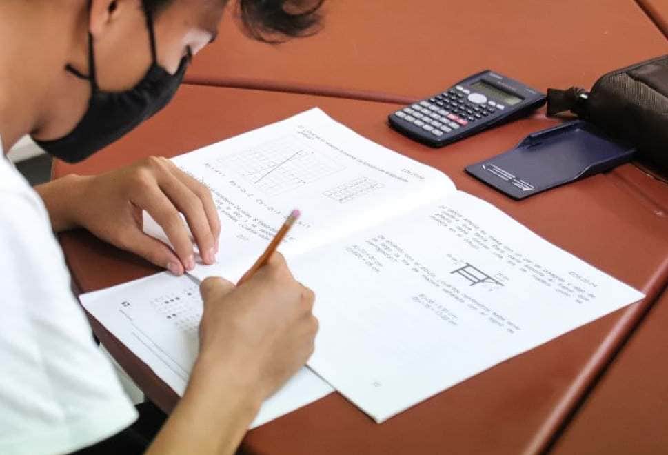 Responden portmorelenses a llamado para presentar exámenes de primaria y secundaria