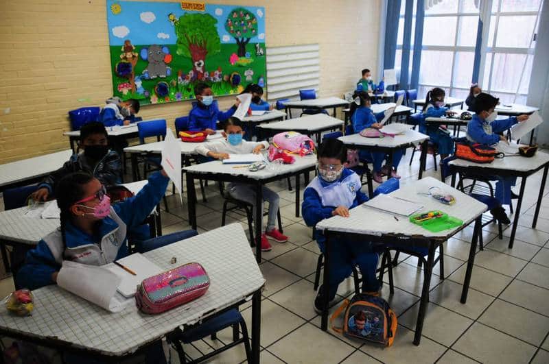 Suspenden clases presenciales en CDMX por semáforo amarillo