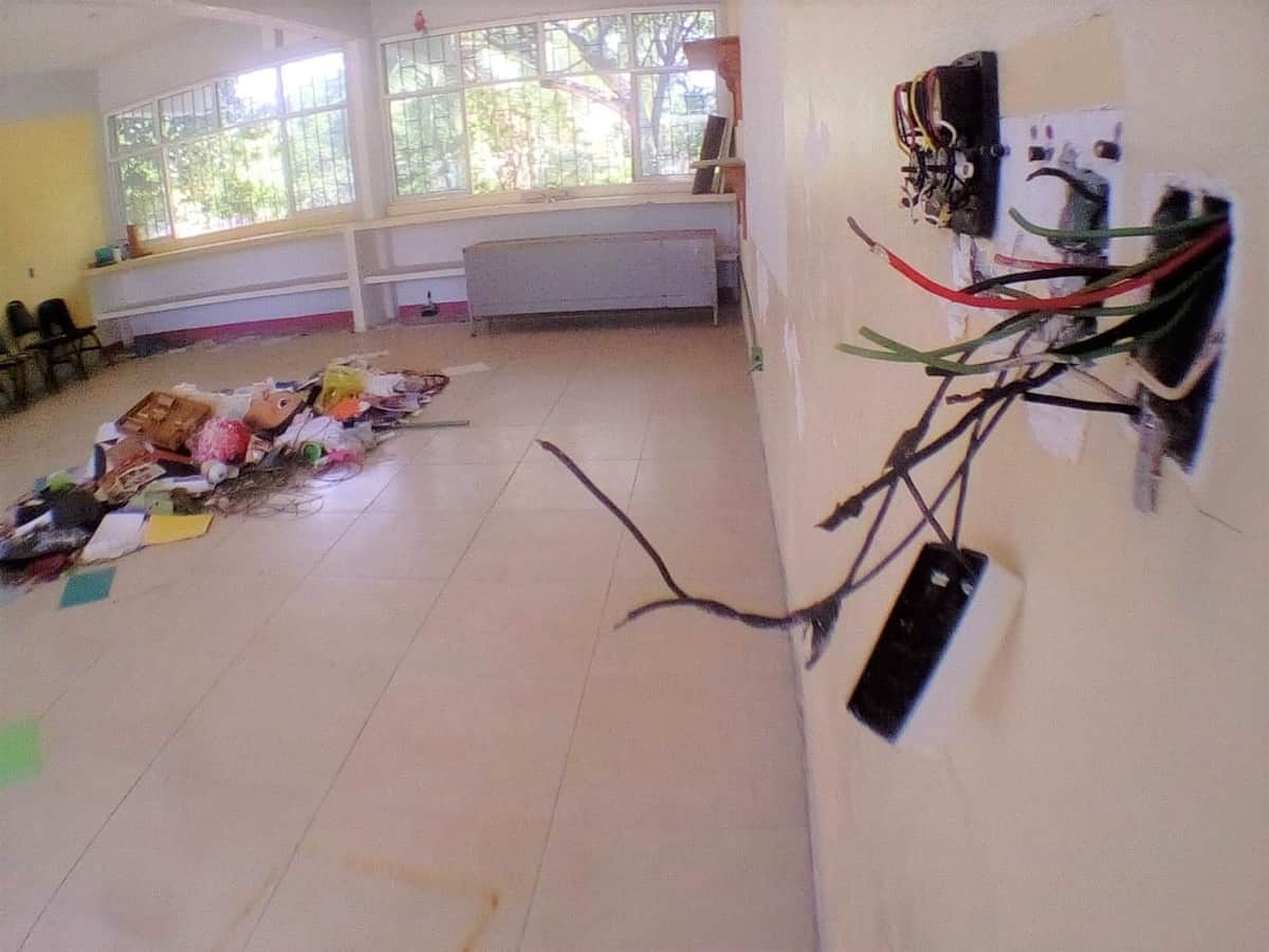 Saquean delincuentes el Centro de Atención Múltiple de Cancún