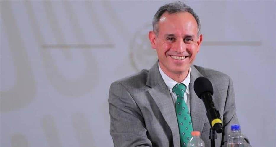 Se van las vespertinas de Gatell; quedan los memes y las polémicas