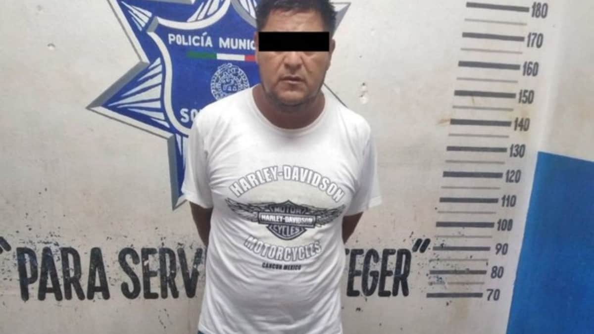 Detienen a un hombre por golpear a su esposa e hija en Playa del Carmen