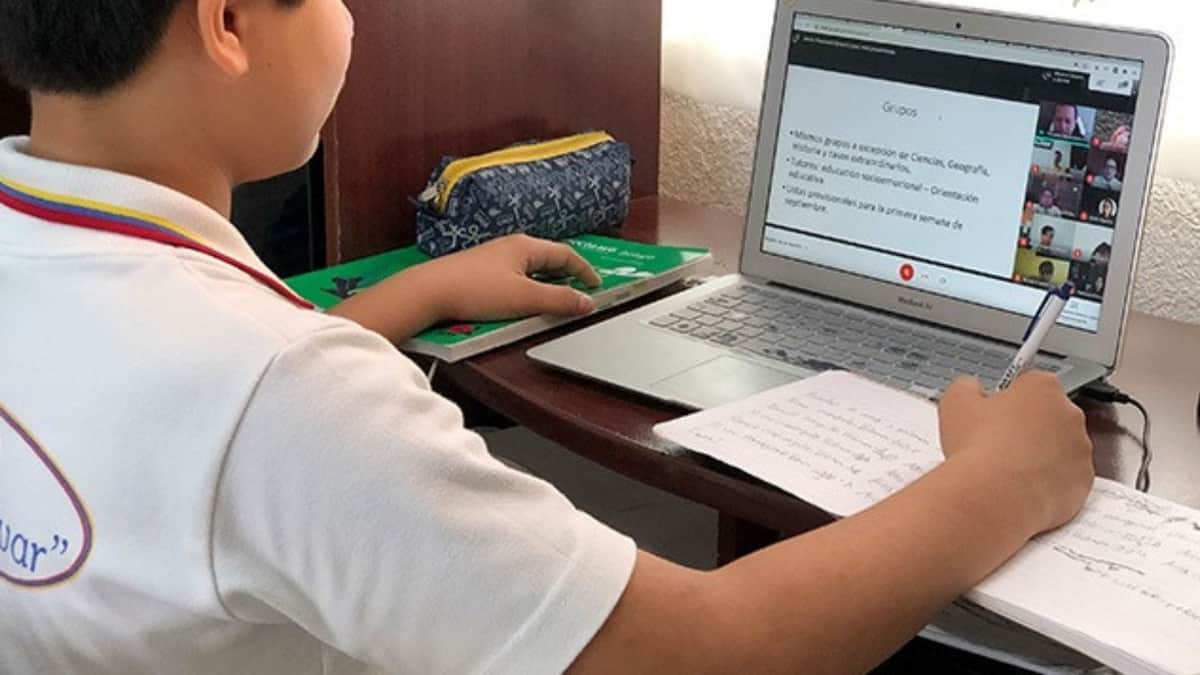 Llega a su fin actual ciclo escolar, en modalidad a distancia