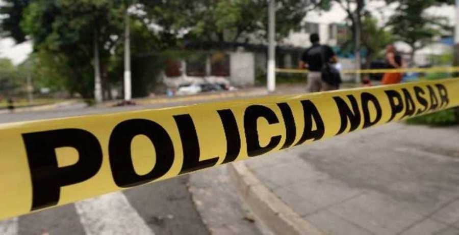 AMERICANISTAS matan brutalmente a hombre y ahora son buscados por la policía de Estados Unidos