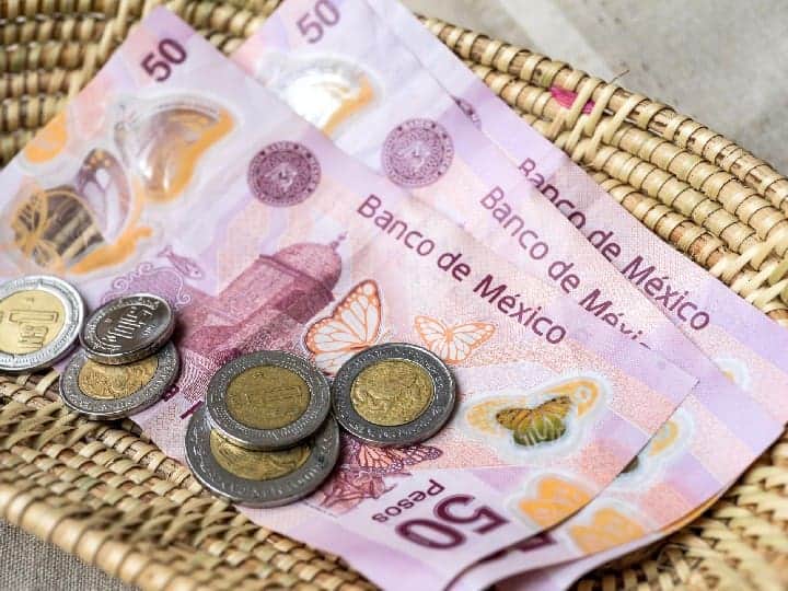 Mesero recibe 100 pesos de propina por una cuenta de 10 mil y se hace viral su queja