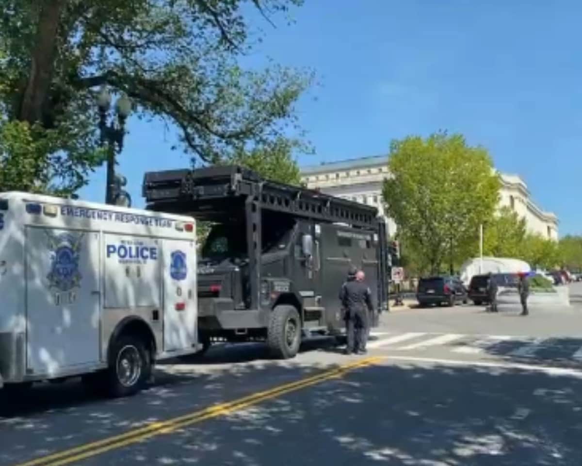 Investigan amenaza de bomba en camión cerca del Capitolio de EEUU