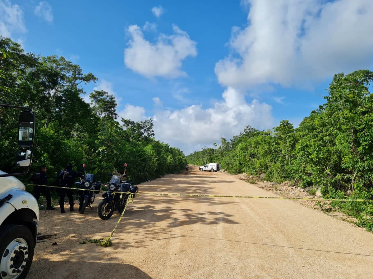Motociclista ejecuta a un hombre y lesiona a otro en Cancún