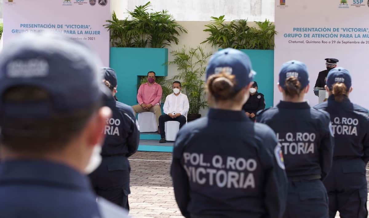 Presentan al grupo “Victoria”, primera agrupación policial femenil de élite en el país