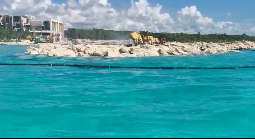 Acusan de ecocidio a Xcaret: presentan denuncia ante la PROFEPA