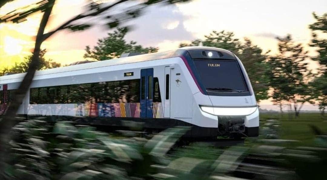 AMLO firma decreto para blindar sus megaproyectos