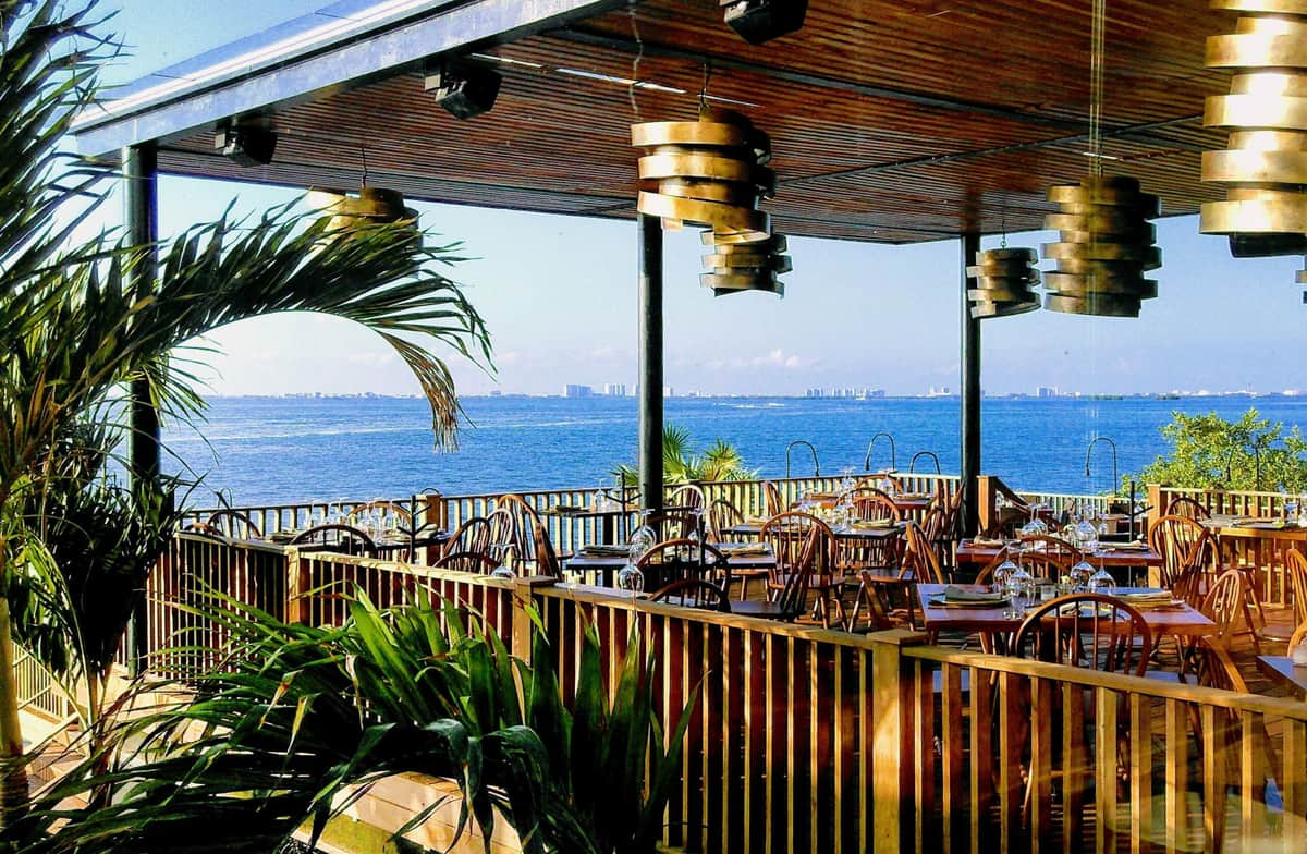 Piden restauranteros de Cancún contar con ‘botones de pánico’