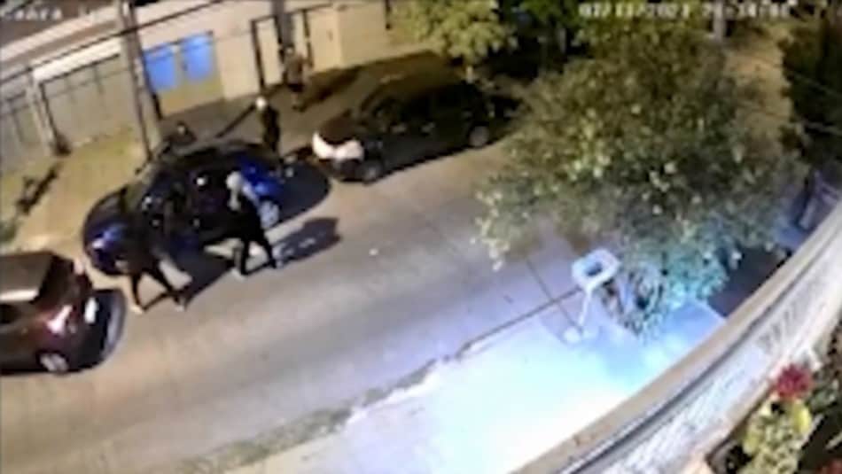 Asaltantes disparan a mujer para asaltarla, pero las balas no salieron del arma