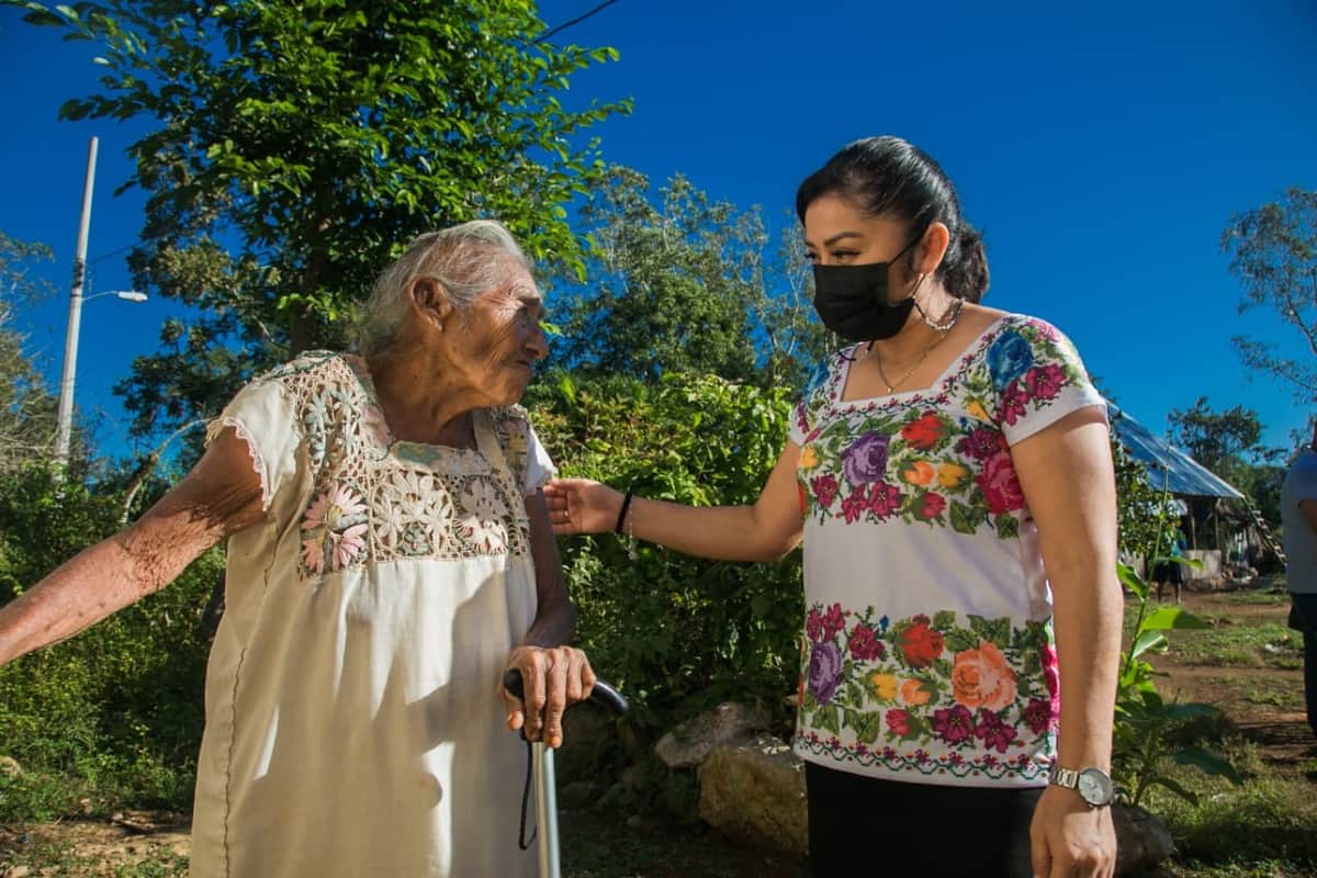 Entregan insumos para adultos mayores en comunidades de Tulum