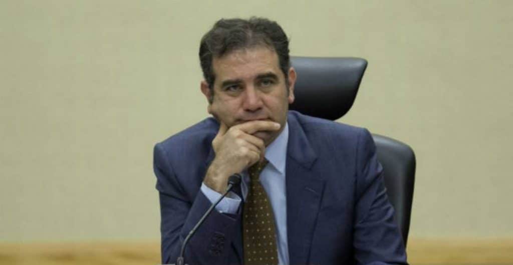 Suprema Corte ordena al INE no posponer la revocación de mandato