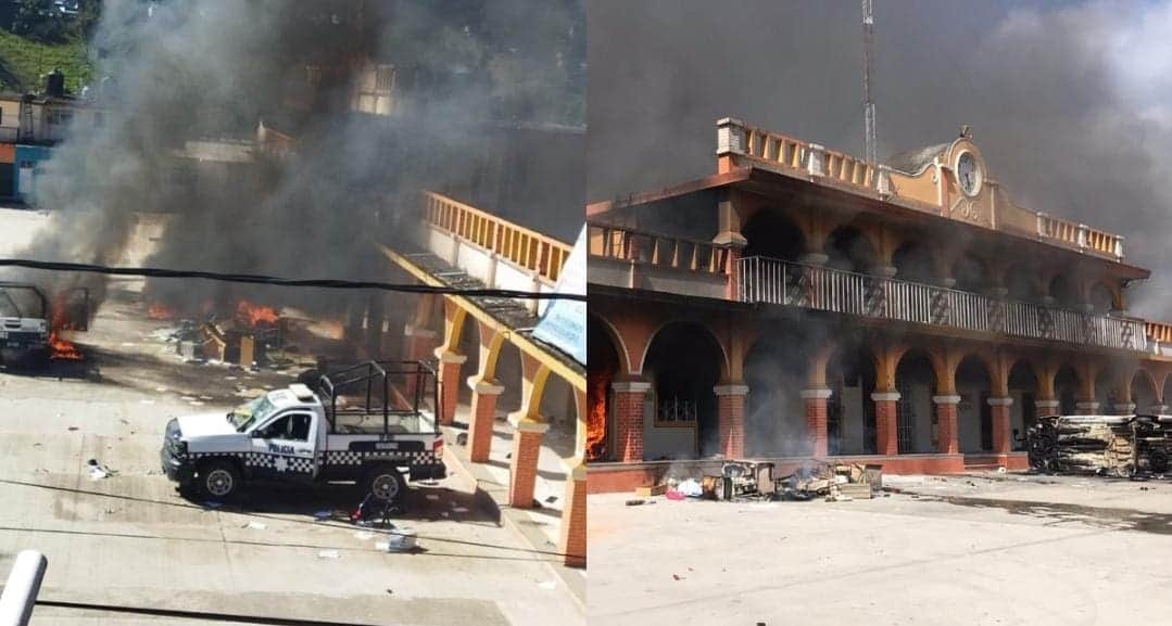 Video: Manifestantes incendian patrullas y alcaldía en Veracruz