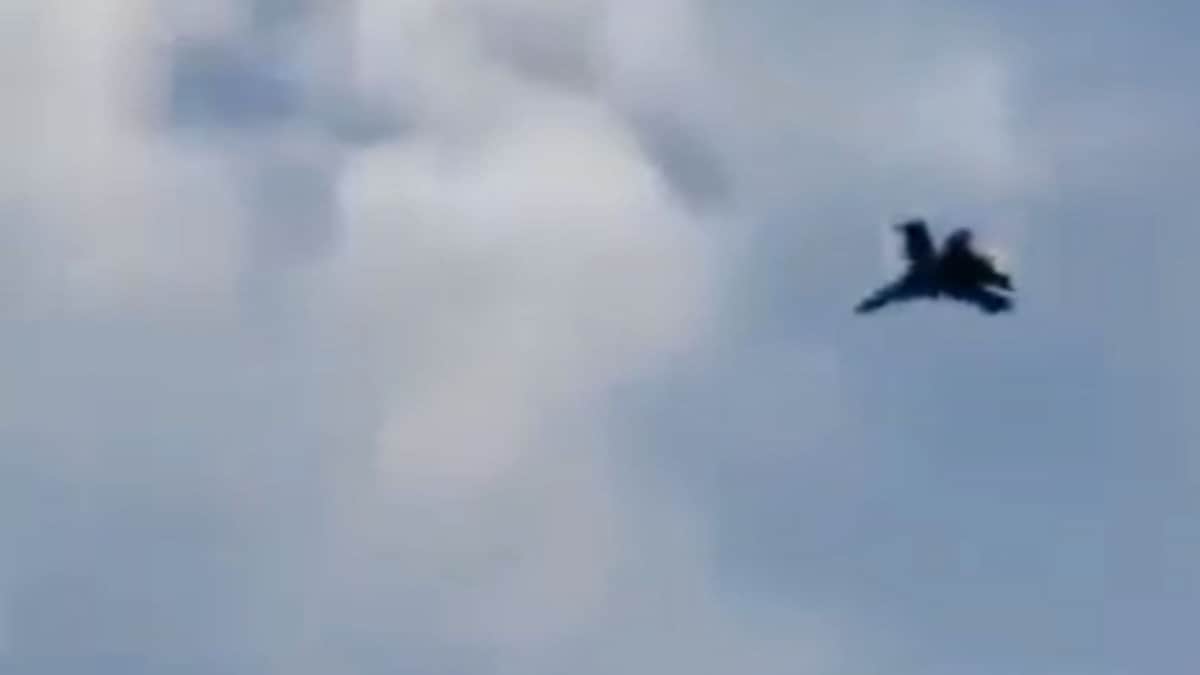 Piloto derriba seis aviones rusos en Ucrania y lo llaman 'El fantasma de Kiev'