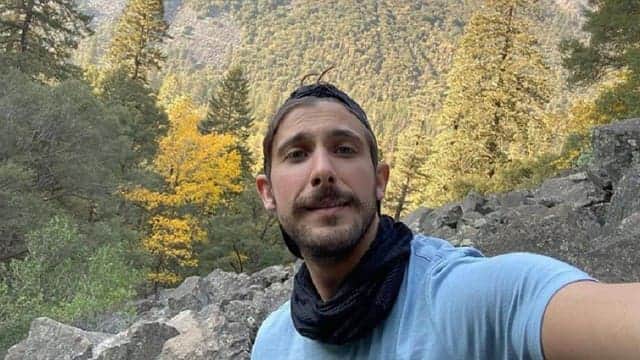 Emiliano Zurita se burla de que AMLO vea “adversarios” en famosos opositores al Tren Maya