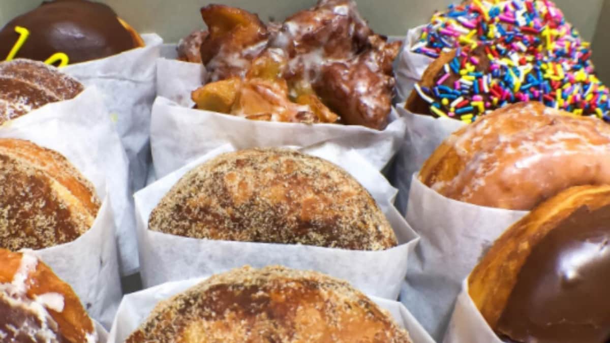 Pastelería busca a becario probador de donas, le pagarían 356 pesos la hora